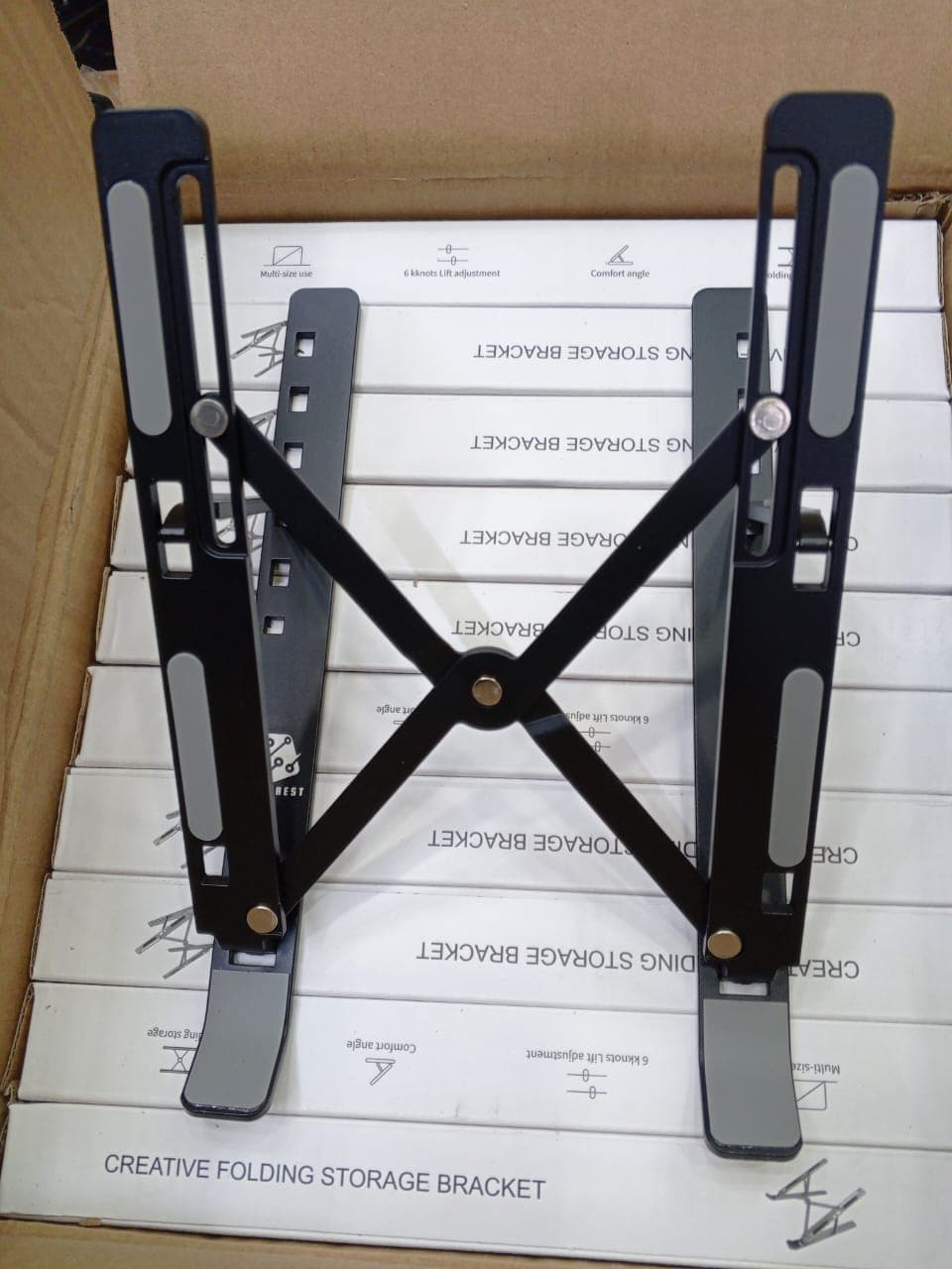 Magnetic Laptop stand